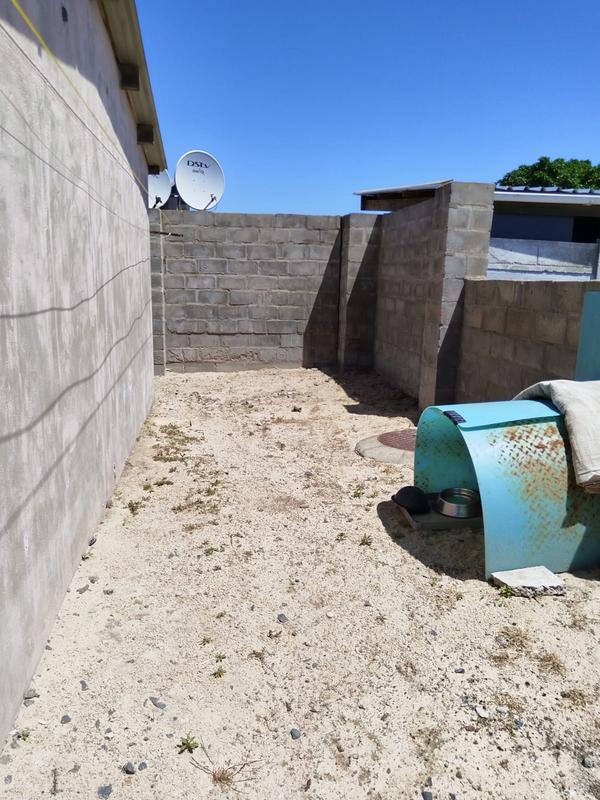 2 Bedroom Property for Sale in Chatsworth Western Cape